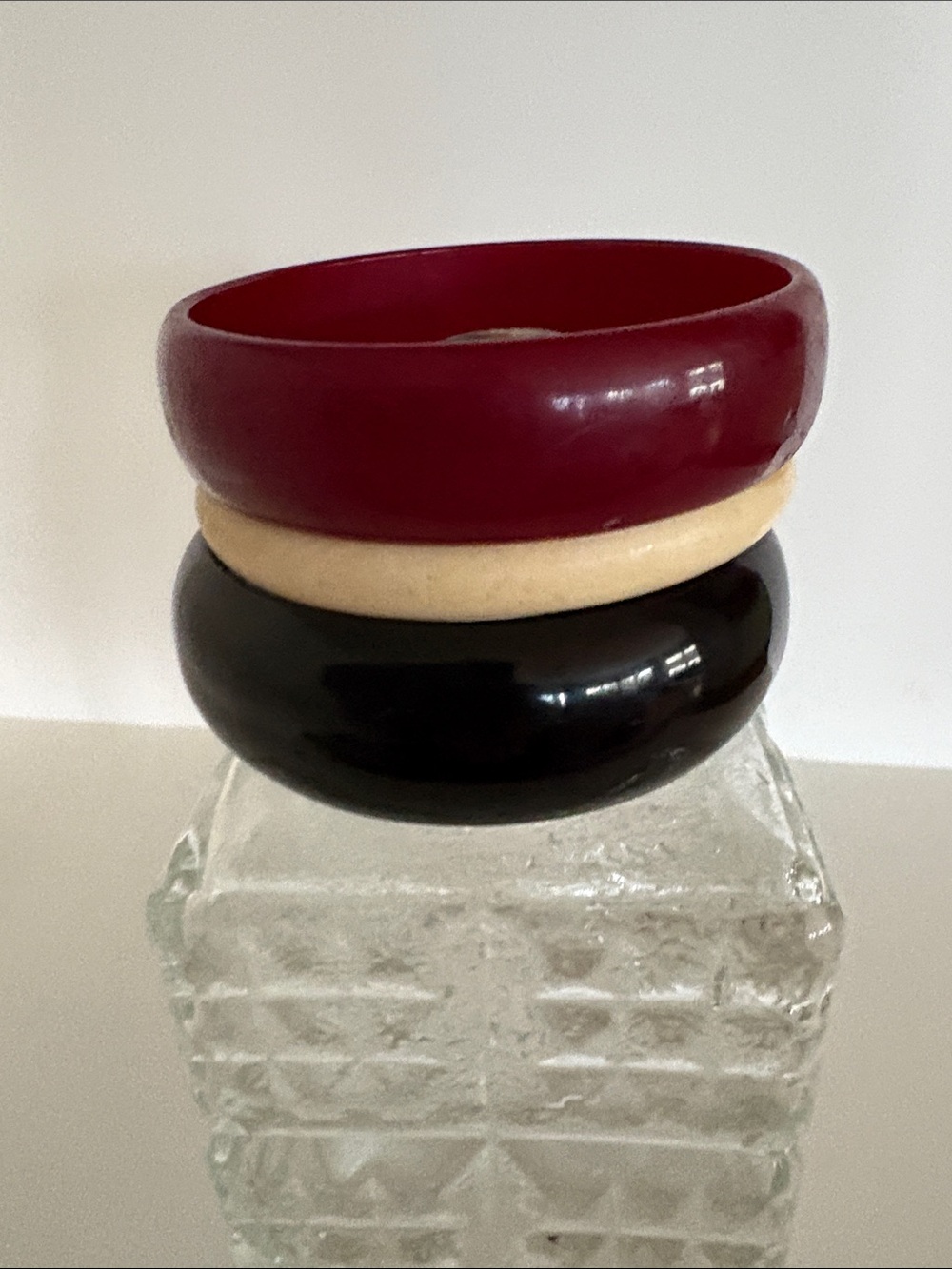 Vintage Bakelite Bangle Bracelets set of 3